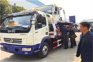 沾益汽车道路救援拖车价格